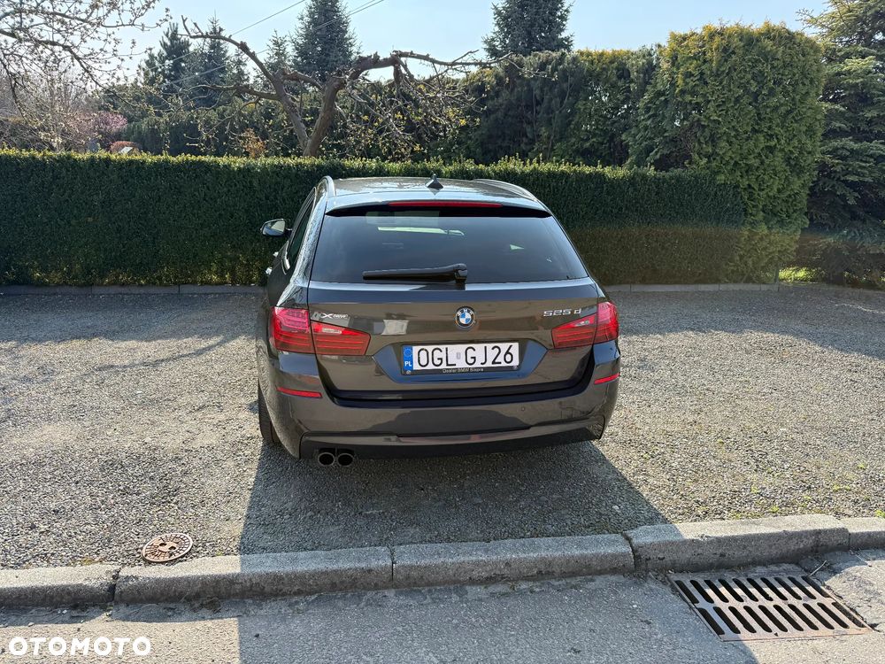 BMW Seria 5 525d xDrive - 3