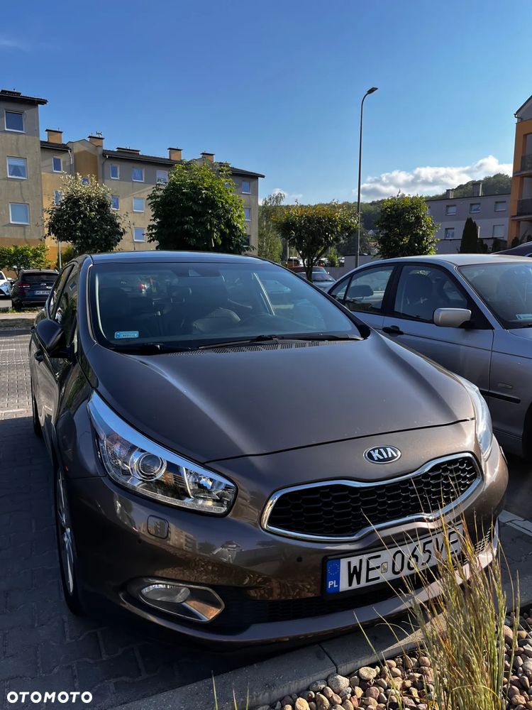 Kia Ceed Cee'd 1.6 GDI L DCT - 2