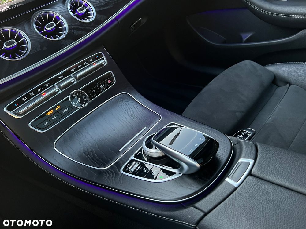Mercedes-Benz Klasa E 220 d 4-Matic AMG - 7