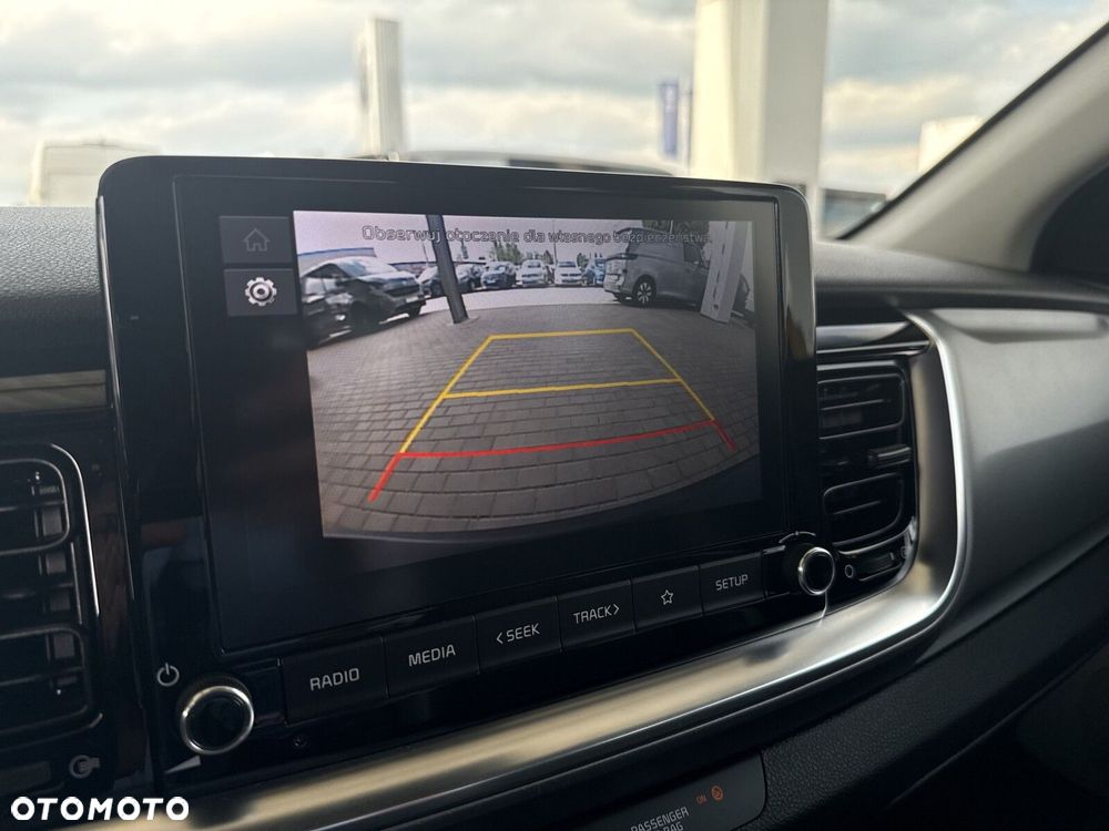 Kia Stonic 1.0 T-GDI Business Line - 24