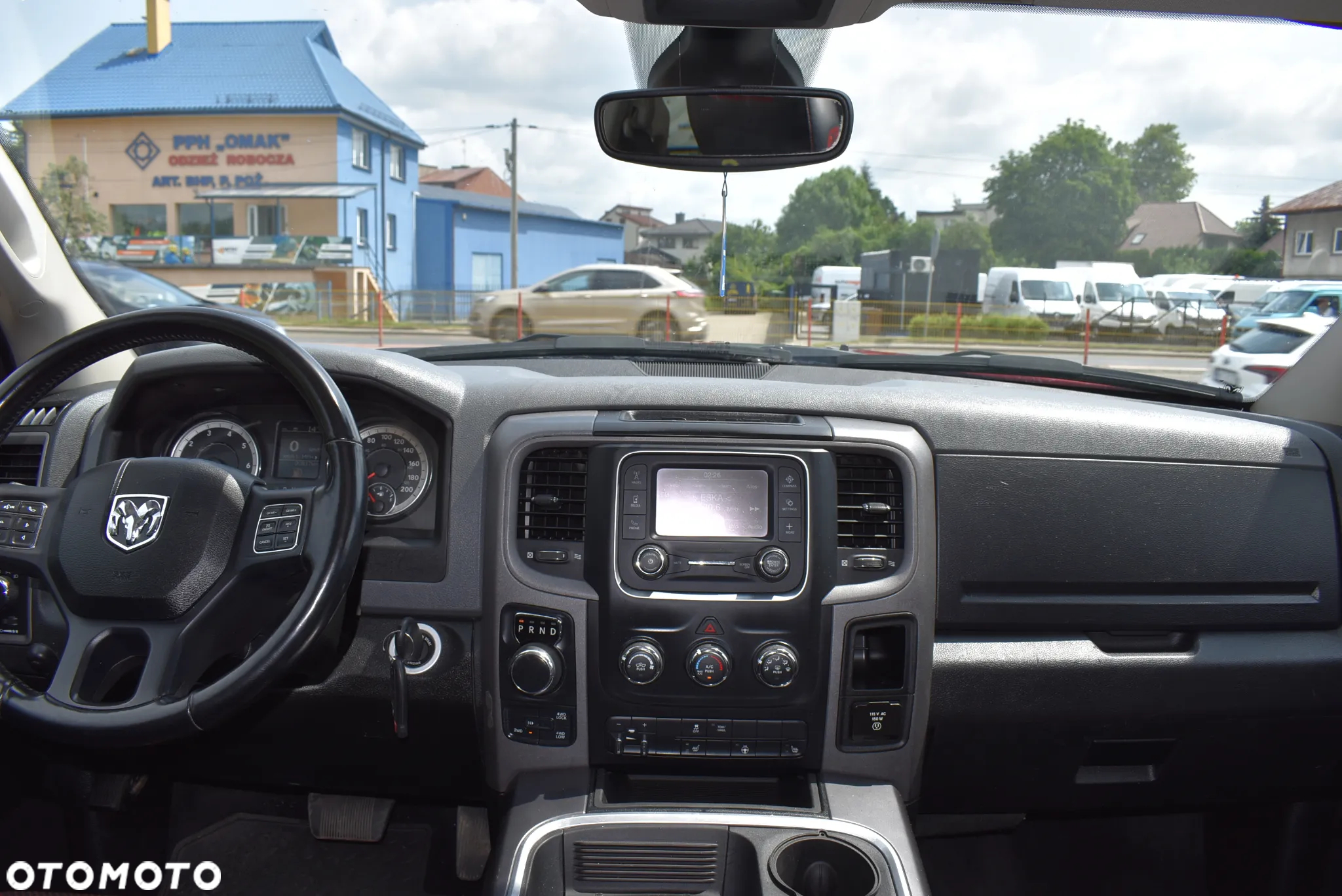RAM 1500 Crew Cab Sport - 34