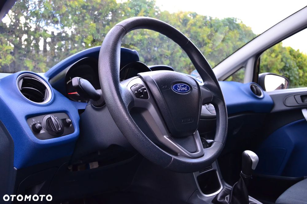 Ford Fiesta 1.25 Titanium - 36
