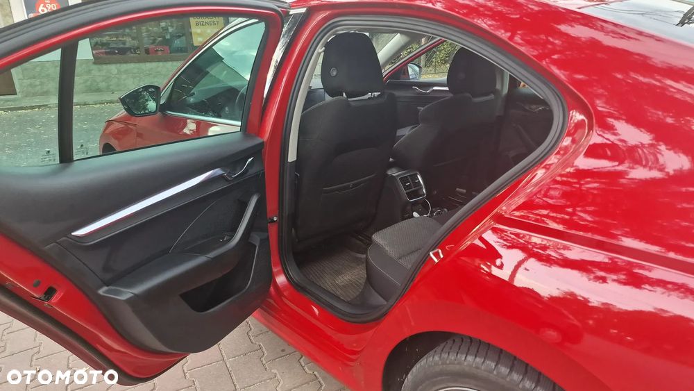 Skoda Octavia 2.0 TDI SCR Style DSG - 9