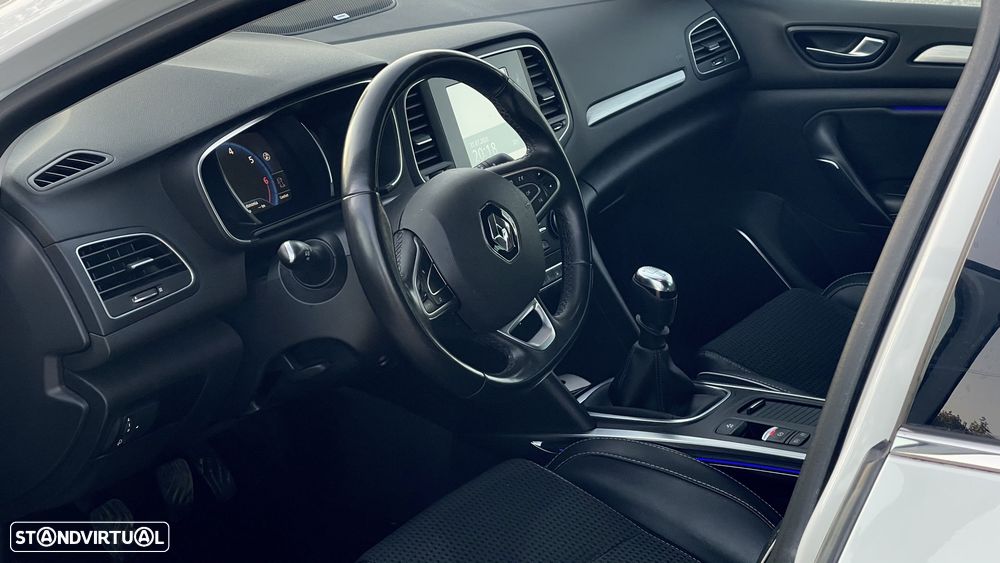 Renault Mégane - 6