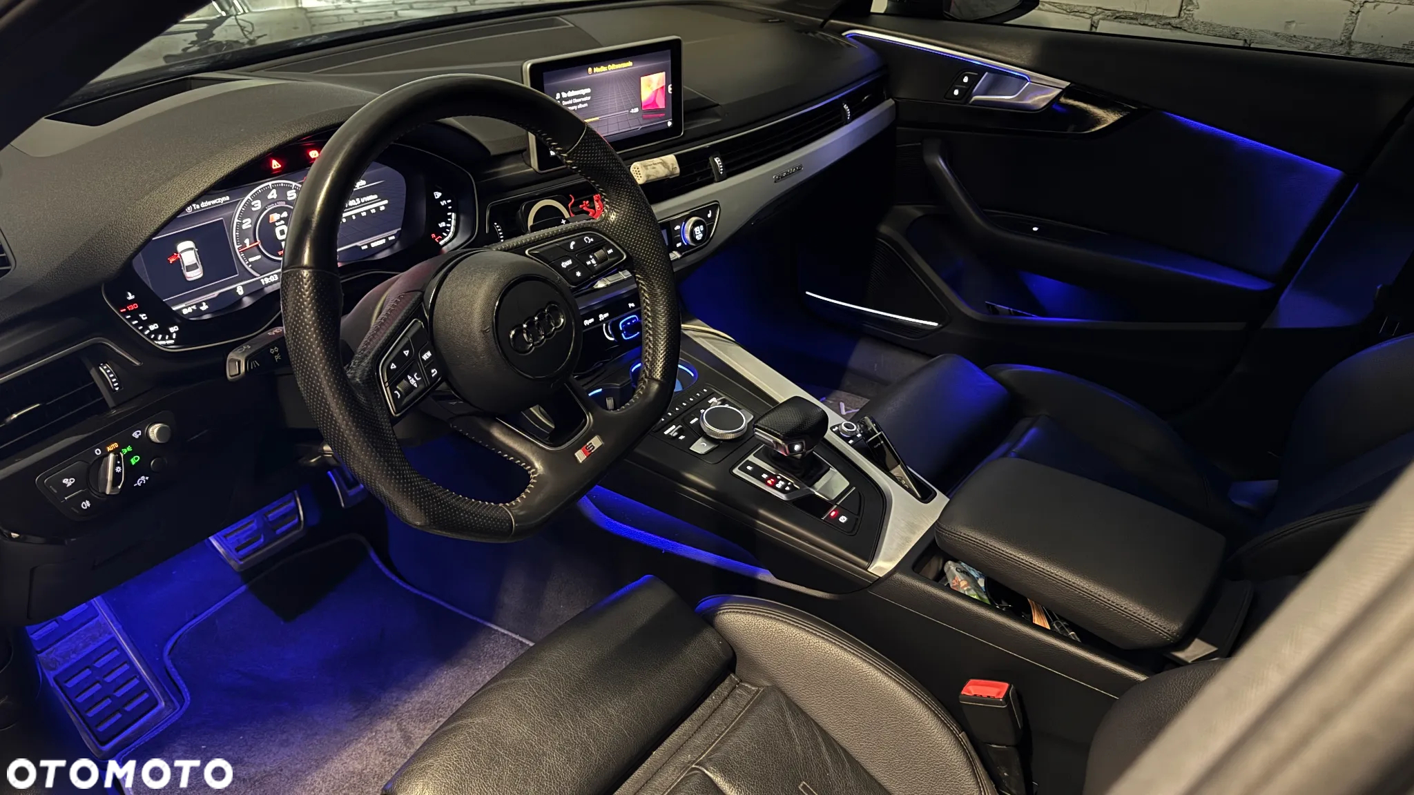 Audi A4 2.0 TFSI Quattro S tronic - 31