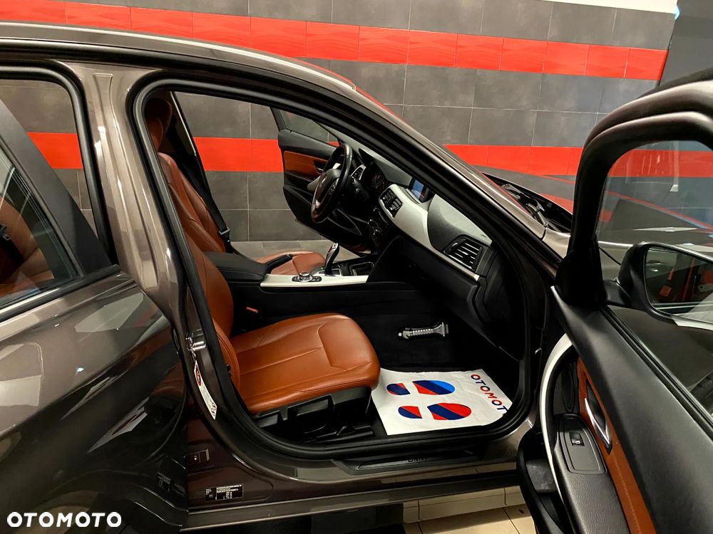 BMW Seria 3 316d Sport Line - 18