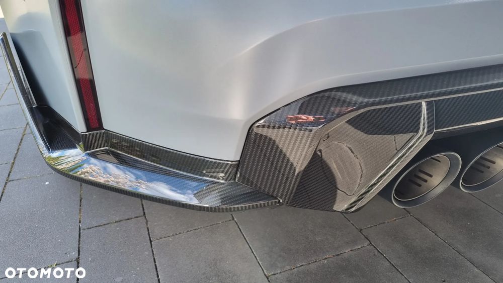 BMW M4 CSL sport - 10