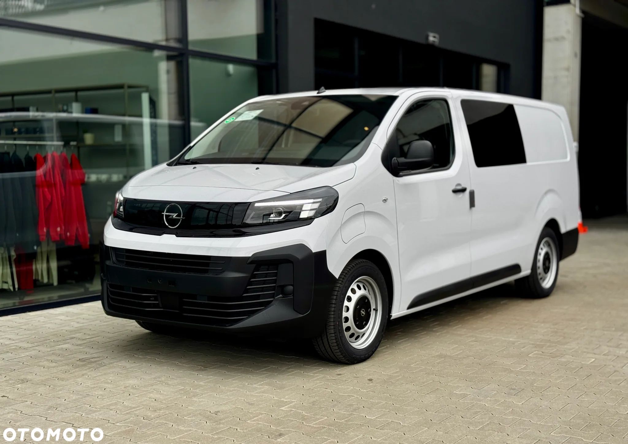Opel Vivaro-e - 1