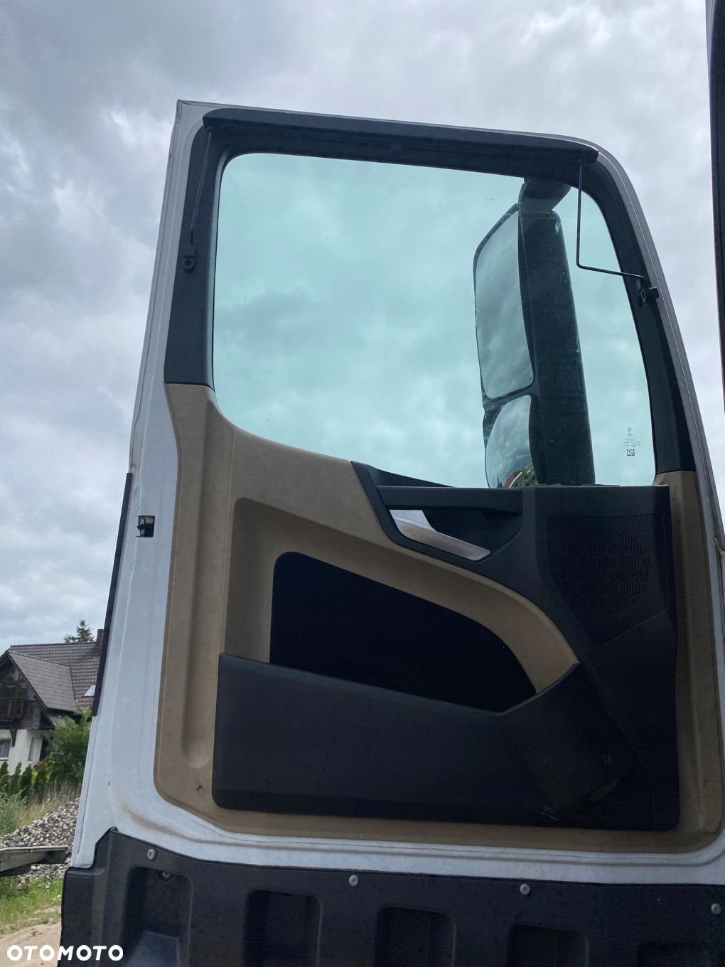 MERCEDES ACTROS MP4 STREAMSPACE - DRZWI LEWE BIAŁE KOMPLETNE 64-234 MOCHY - 4