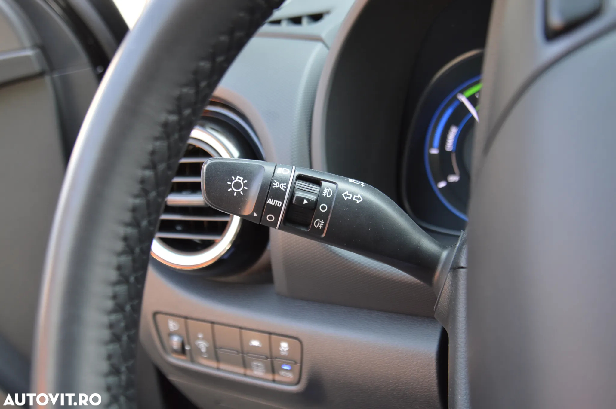 Hyundai KONA 1.6 GDI DCT Hybrid Select - 29