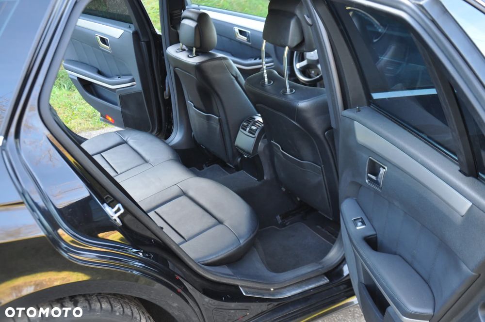 Mercedes-Benz Klasa E 250 CDI 7G-TRONIC - 18