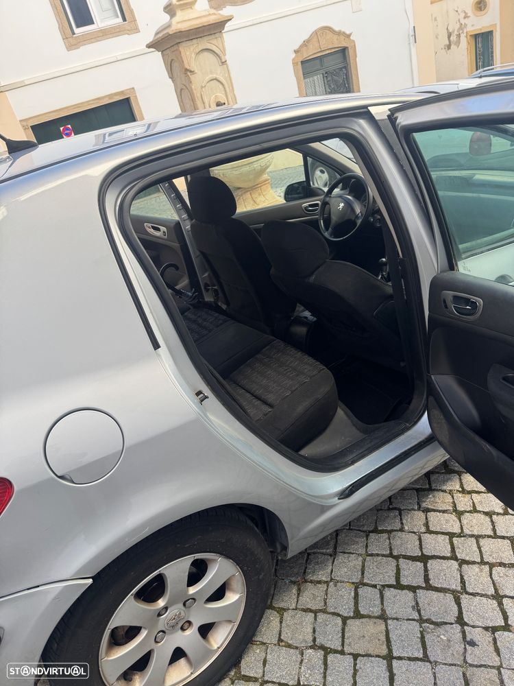 Peugeot 307 1.4 HDi Premium - 6
