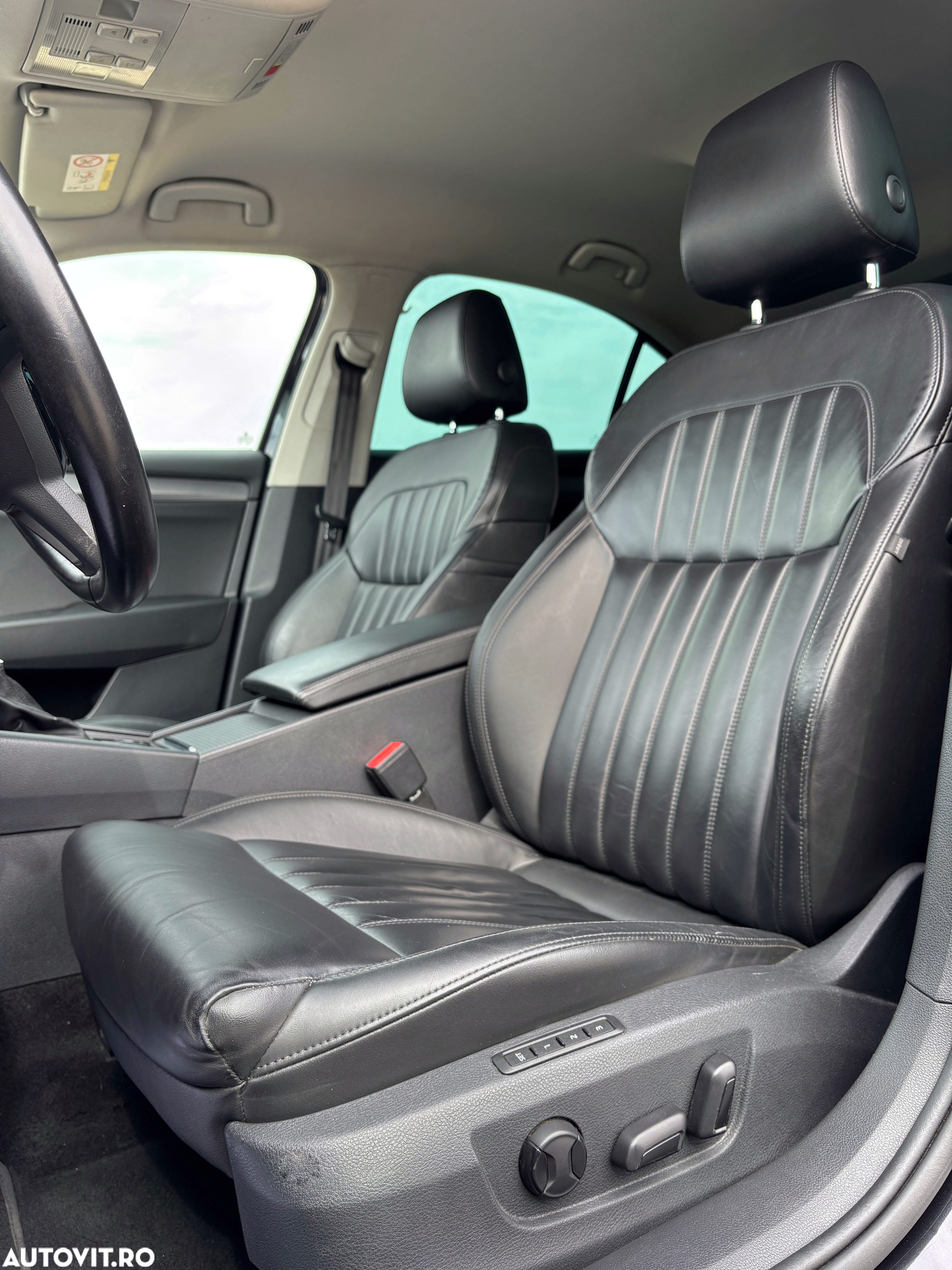 Skoda Superb 1.6 TDI DSG Style - 6