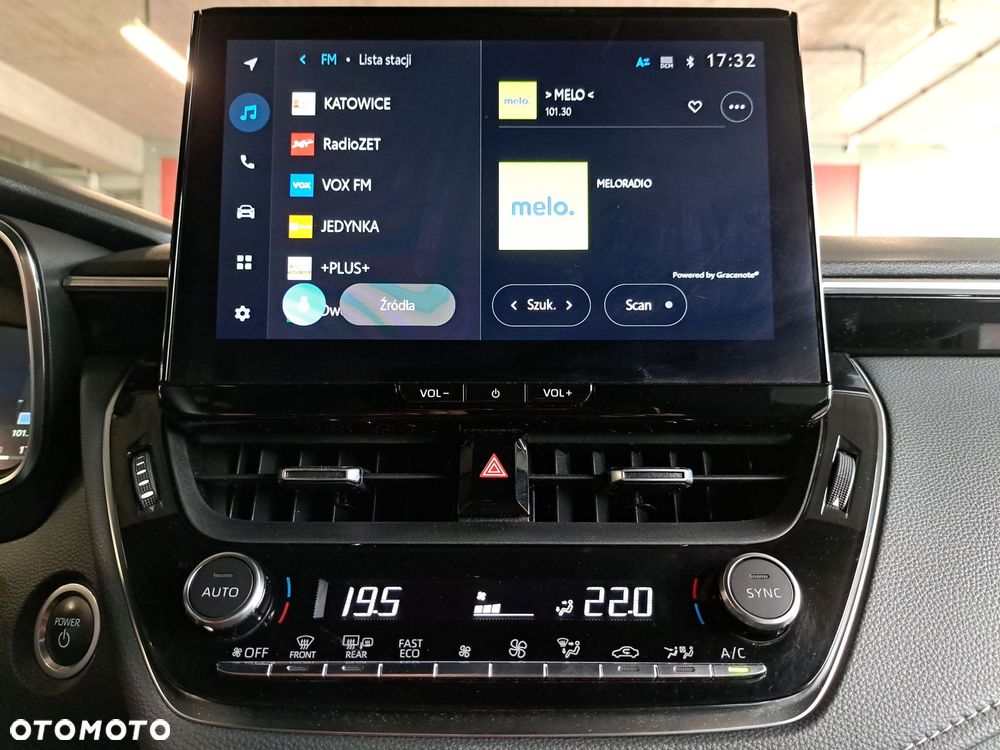 Toyota Corolla 1.8 Hybrid Style - 22