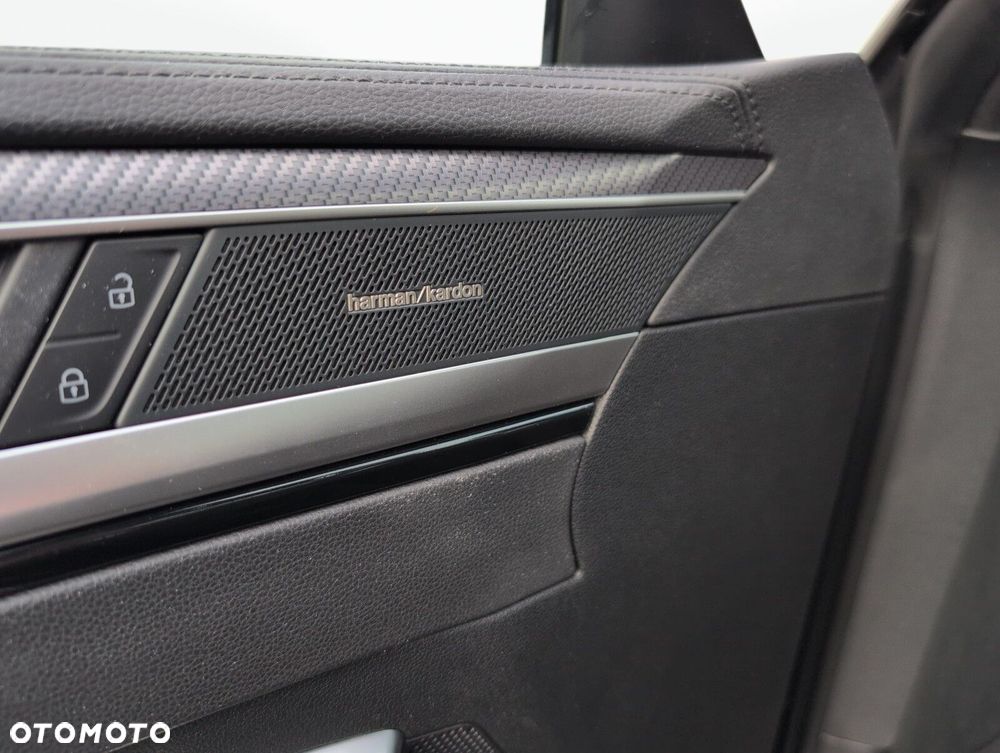 Volkswagen Arteon 2.0 TDI 4Motion R-Line DSG - 37