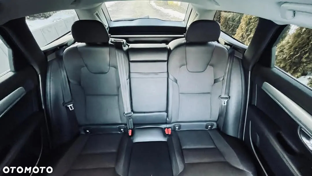 Volvo V90 D4 AWD Momentum Pro - 7