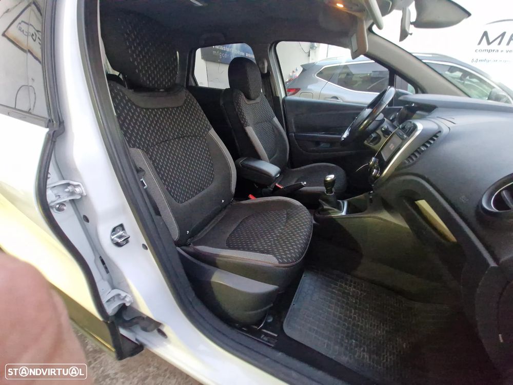 Renault Captur 0.9 TCE Zen - 12