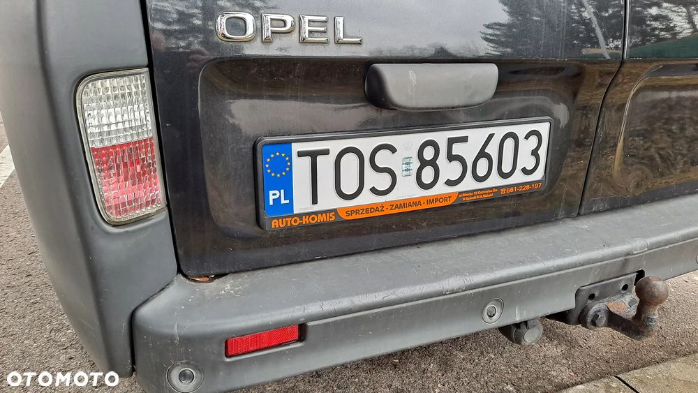 Opel Vivaro - 9