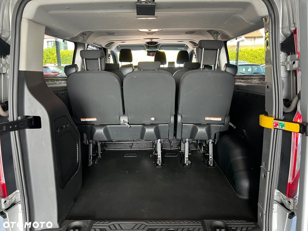 Ford Transit Custom - 13