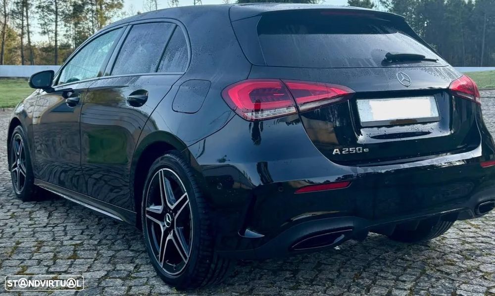 Mercedes-Benz A 250 e AMG Line - 6