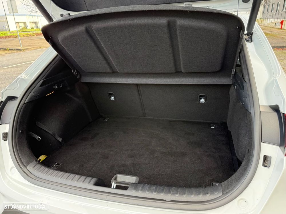 Kia XCeed 1.4 T-GDI Tech+SRF 7DCT - 26