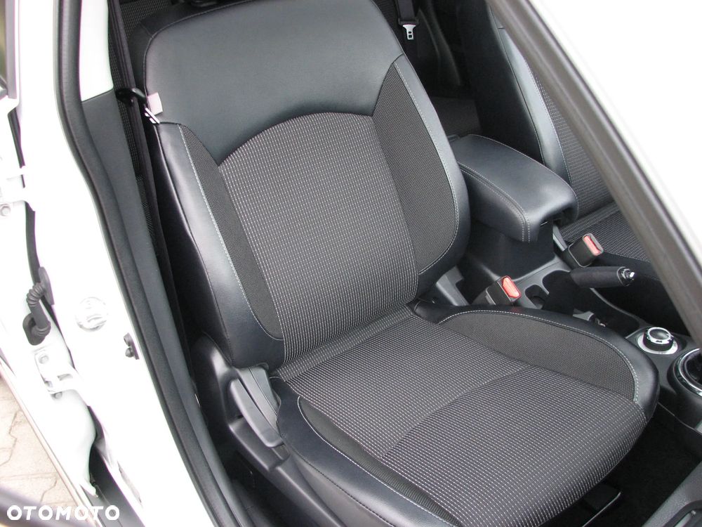 Peugeot 4008 - 29
