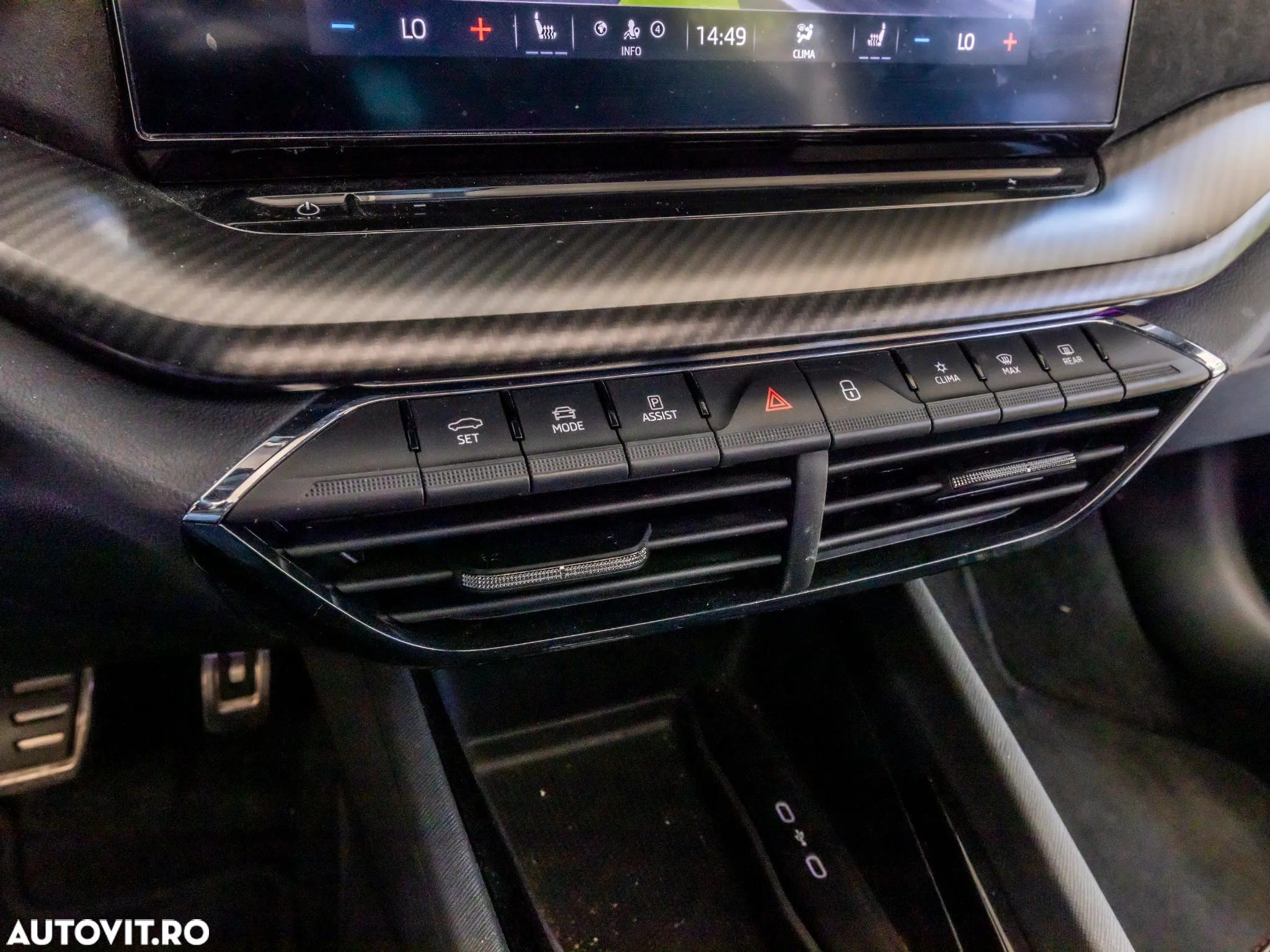 Skoda Octavia 2.0 245 TSI DSG RS - 33