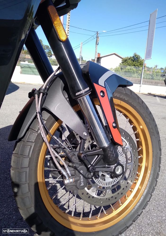 Moto Morini X-Cape 700 GOLD - 8