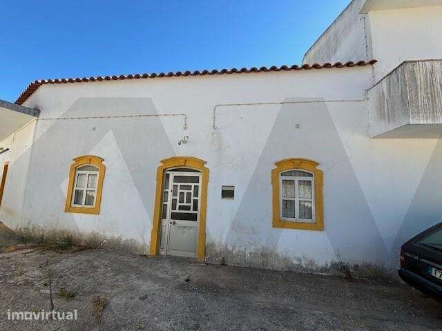 Moradia com áreas independentes - Parragil/Loulé - Excelente para inve - Grande imagem: 3/26
