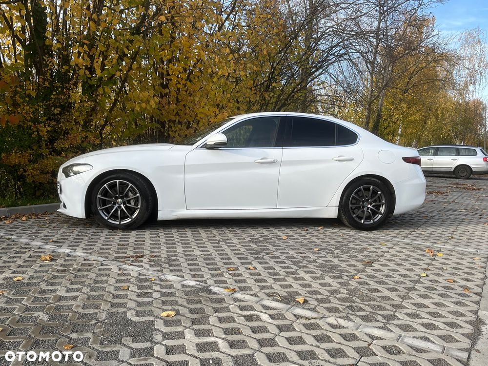 Alfa Romeo Giulia - 21