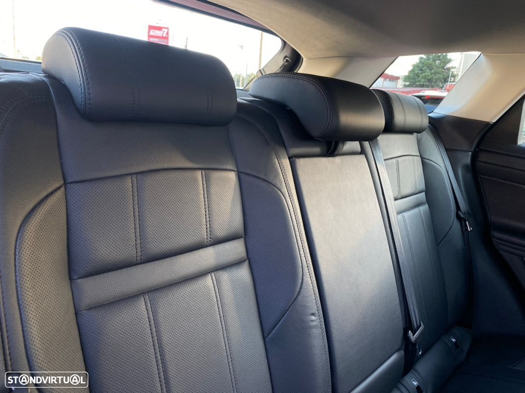 Land Rover Range Rover Evoque 2.0 D150 AWD HSE Auto - 10