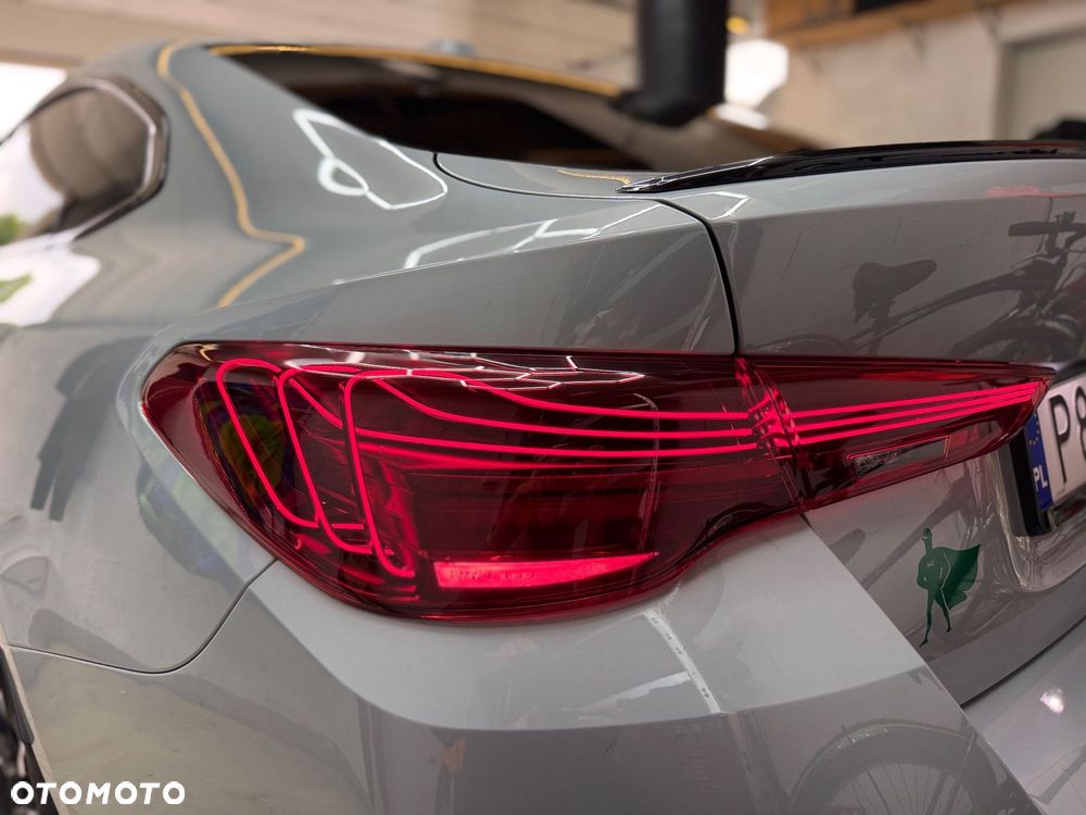 BMW Seria 4 M440i xDrive mHEV - 28