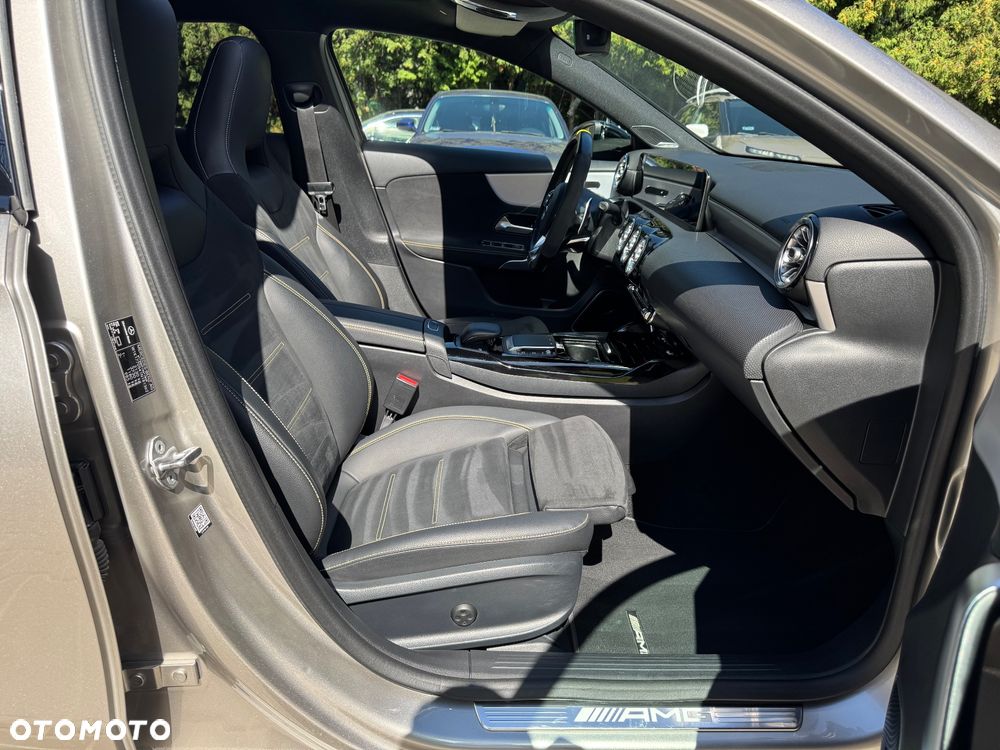 Mercedes-Benz Klasa A 45 S AMG 4-Matic 8G-DCT - 13