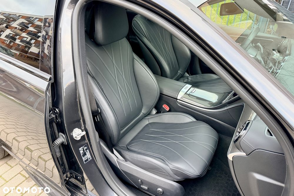 Mercedes-Benz Klasa C 300 d 9G-TRONIC - 17