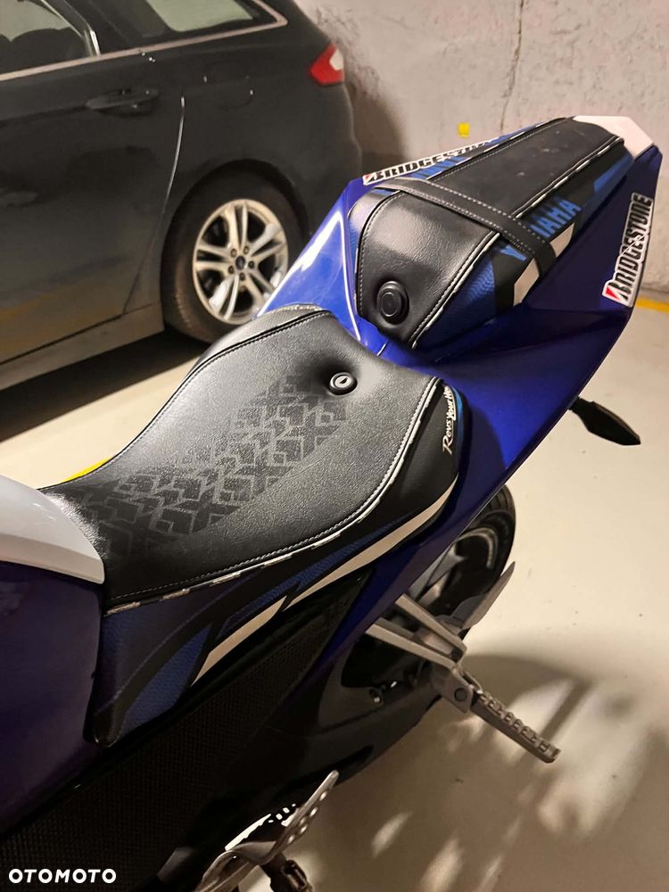 Yamaha YZF - 6
