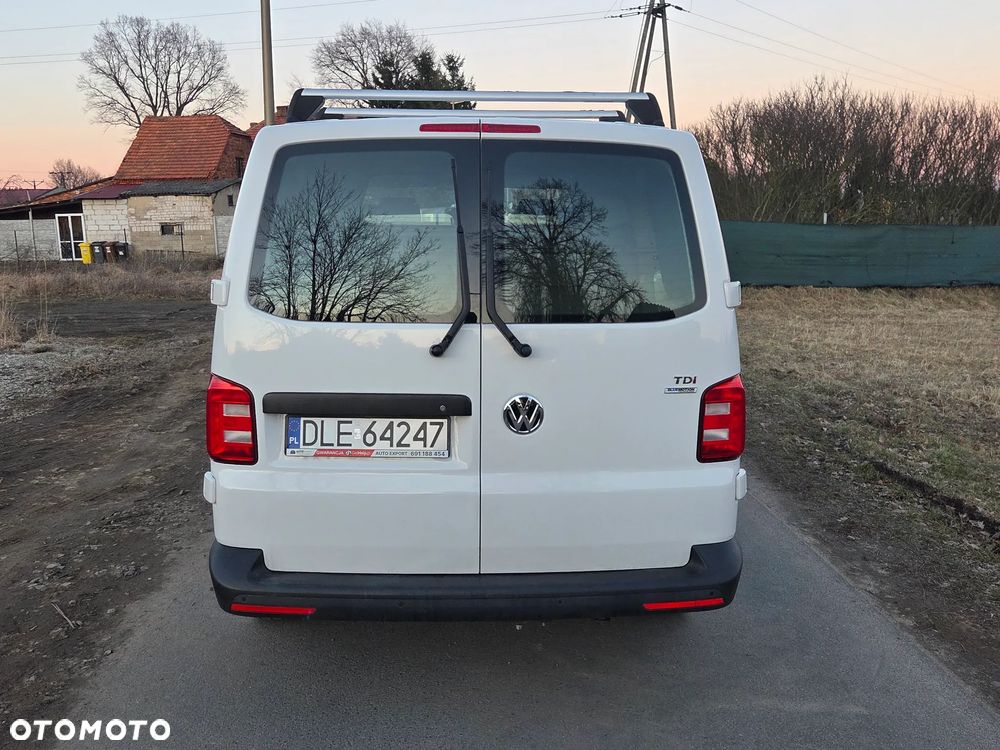 Volkswagen Transporter - 9