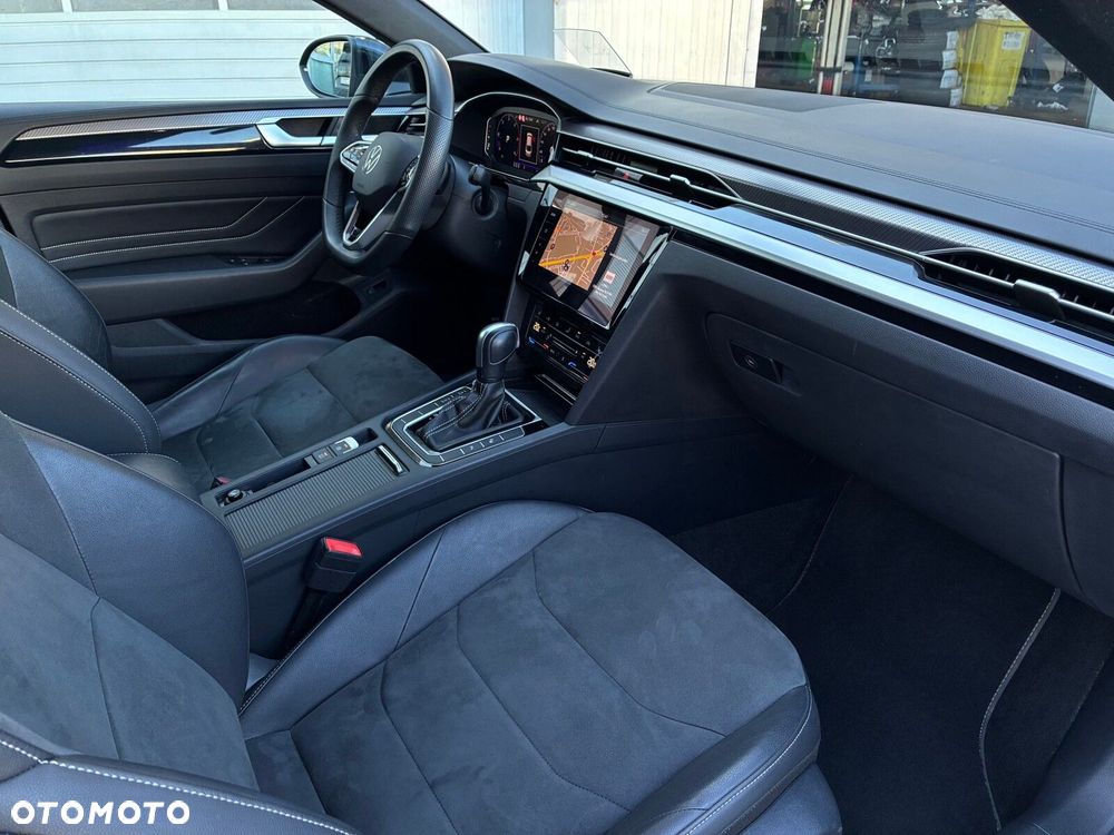 Volkswagen Arteon 2.0 TDI R-Line DSG - 30