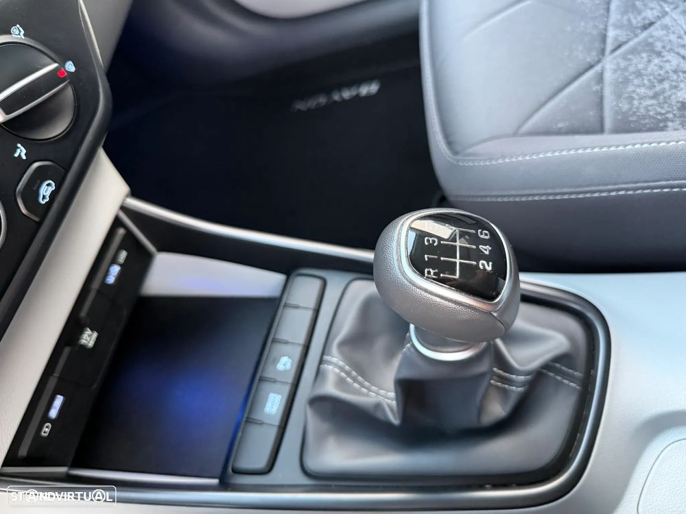 Hyundai Bayon 1.0 T-GDI 48V-Hybrid Intro - 39