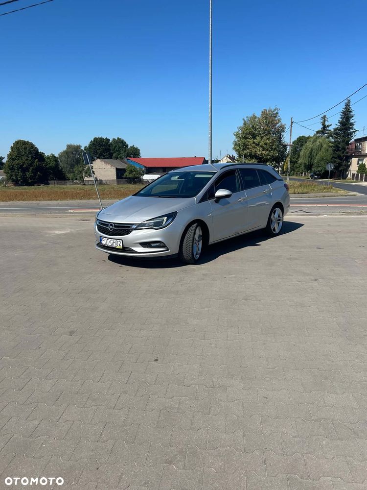 Opel Astra 1.6 CDTI Enjoy - 1