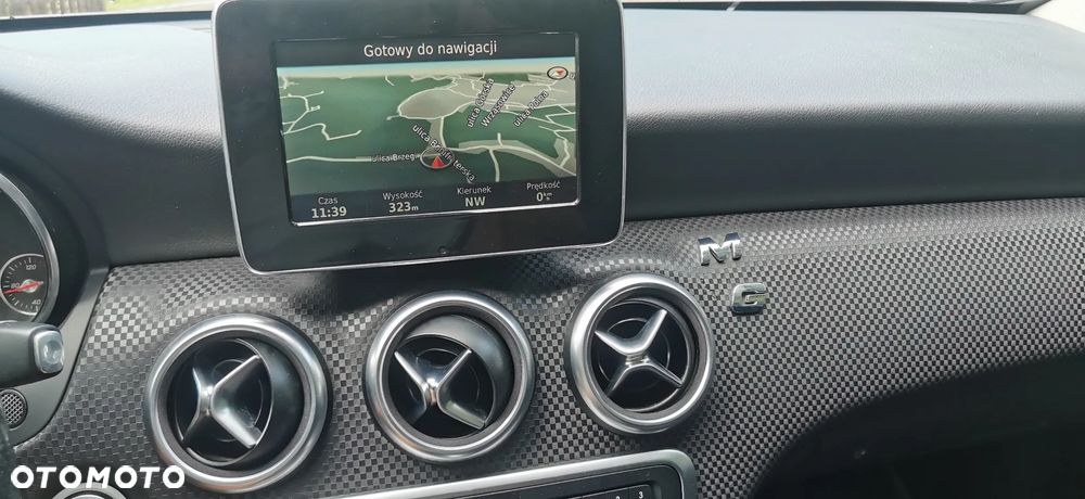 Mercedes-Benz Klasa A 180 7G-DCT Activity Edition - 15