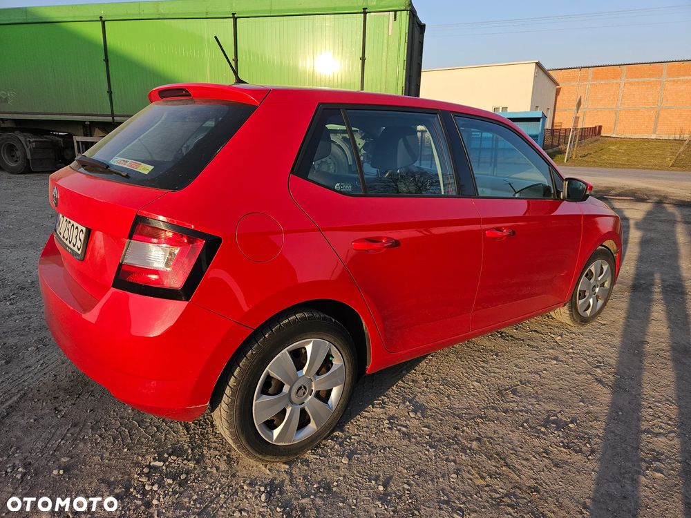 Skoda Fabia 1.2 TSI Active - 9