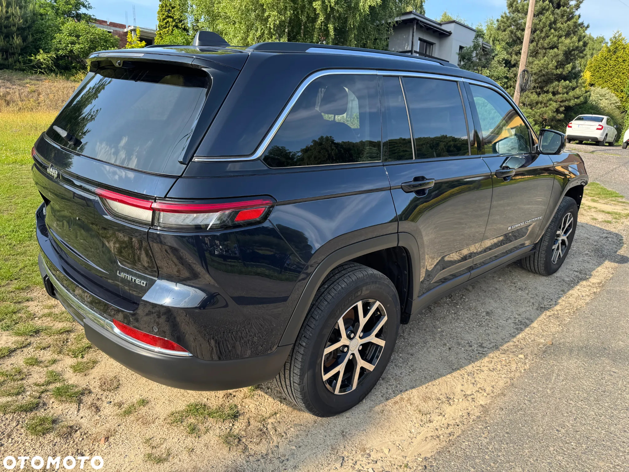 Jeep Grand Cherokee - 4