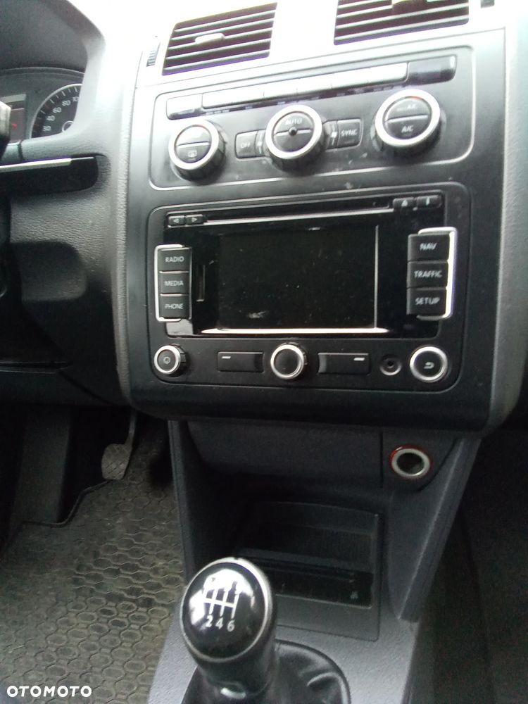 Volkswagen Touran 2.0 TDI DPF Comfortline - 8