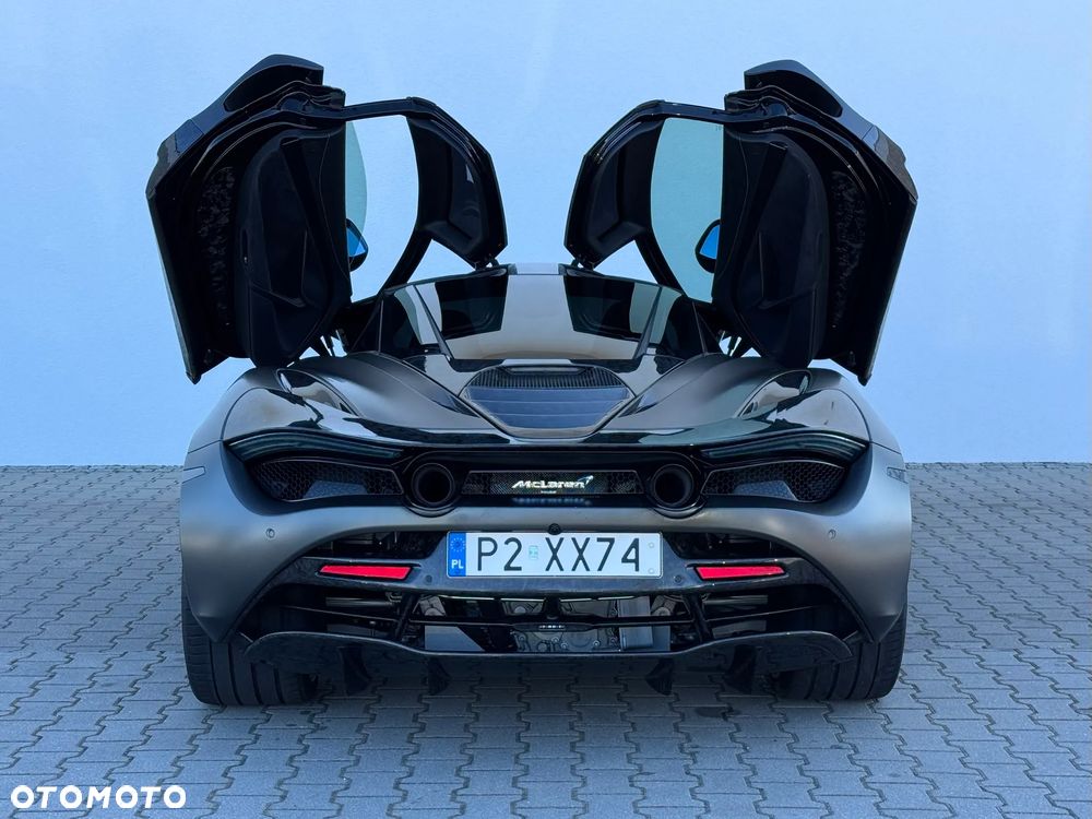 McLaren 720S Coupe - 10