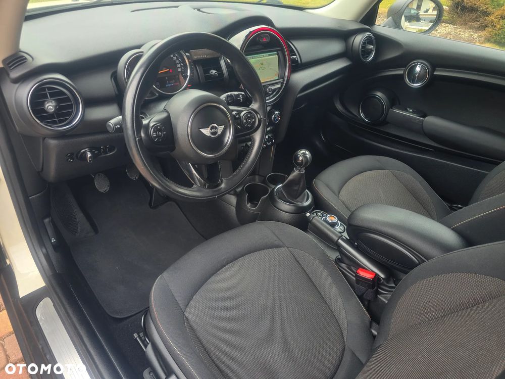 MINI ONE Metropolitan - 20