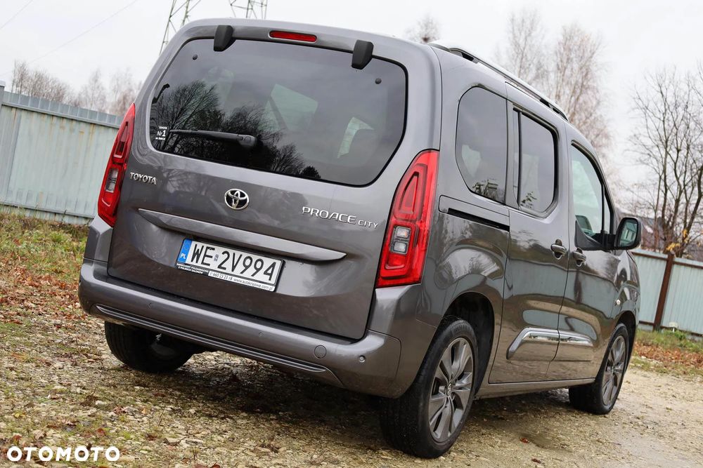 Toyota Proace City Verso 1.5 D-4D Family - 4