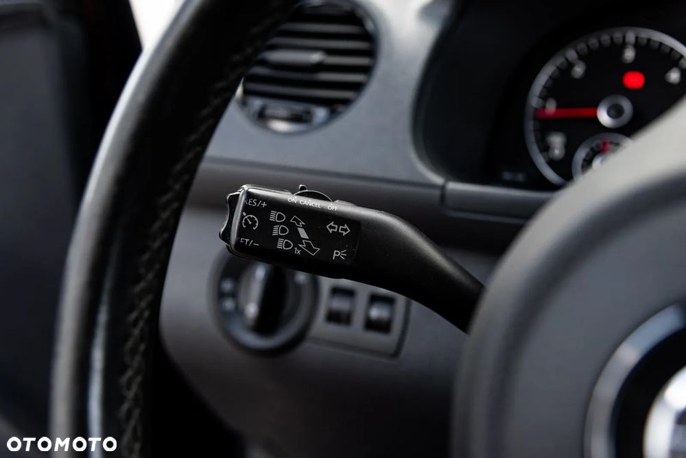 Volkswagen Caddy 1.6 (5-Si.) Edition 30 - 32