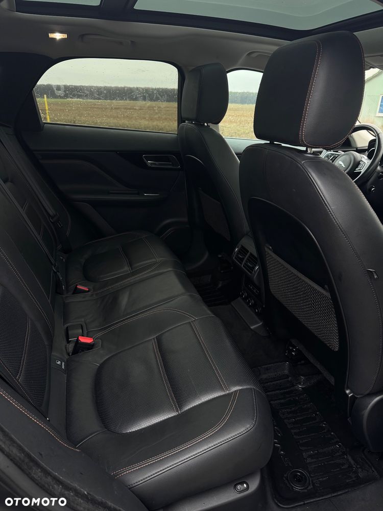 Jaguar F-Pace 2.0 i4P AWD Prestige - 13