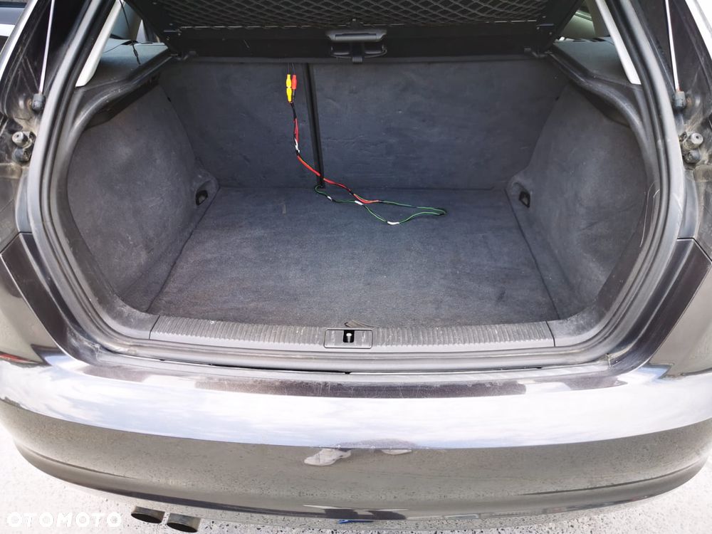 Audi A3 Sportback 2.0 TDI DPF quattro Ambition - 29