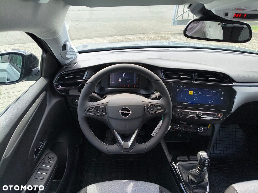 Opel Corsa - 11